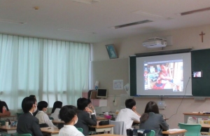 環境活動家 露木志奈さんによる講演会を実施致しました。の写真