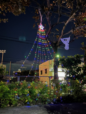 カトリック沖縄学園のクリスマスの写真