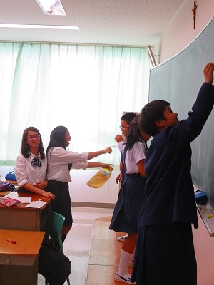 11月26日（水）に小学5年生と高校2年生の交流会が行われました。の写真