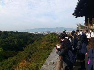 ②中学2年生が修学旅行を実施しております。10/16（金）15時更新の写真